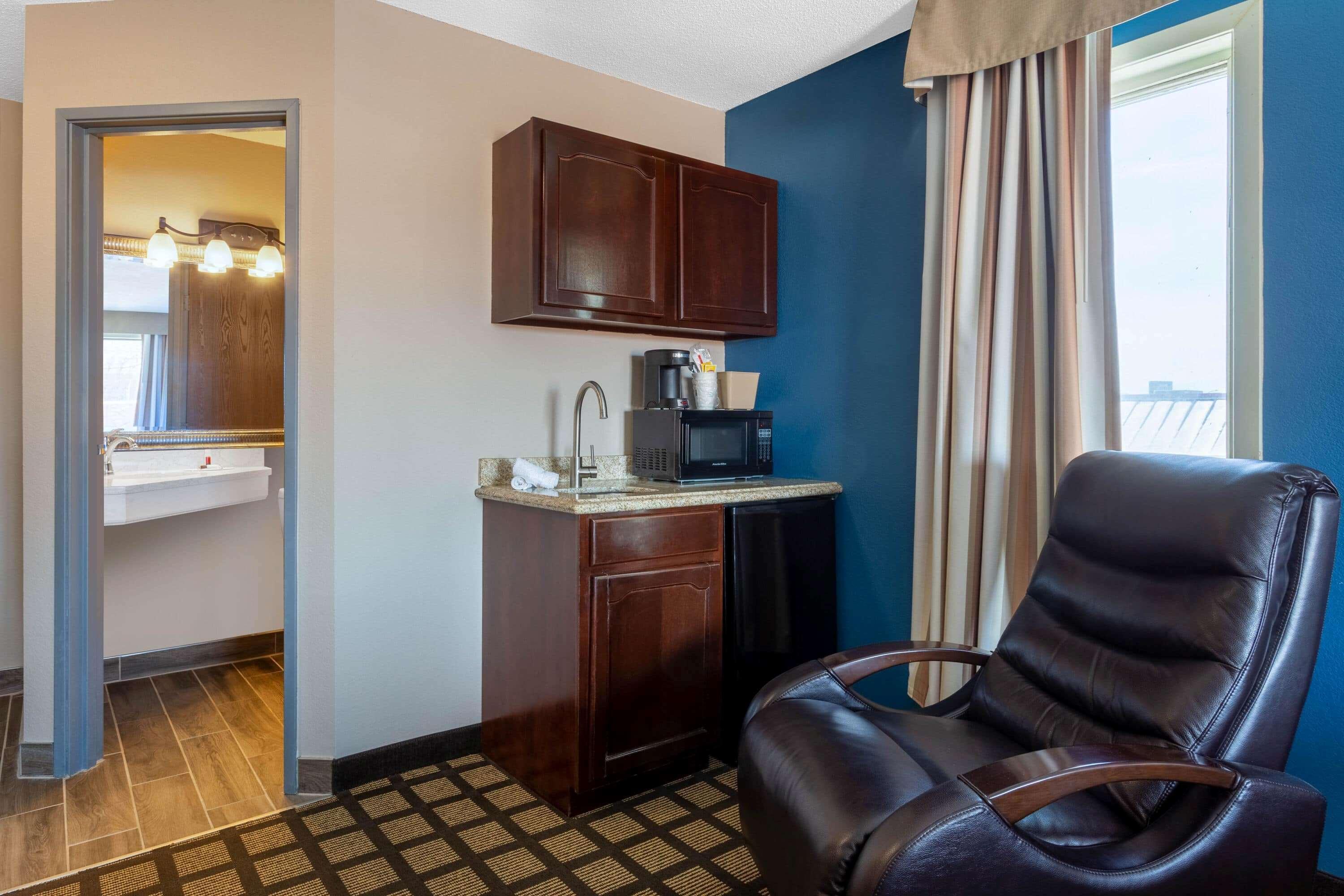 Baymont By Wyndham Rochester Mayo Clinic Area Exterior photo